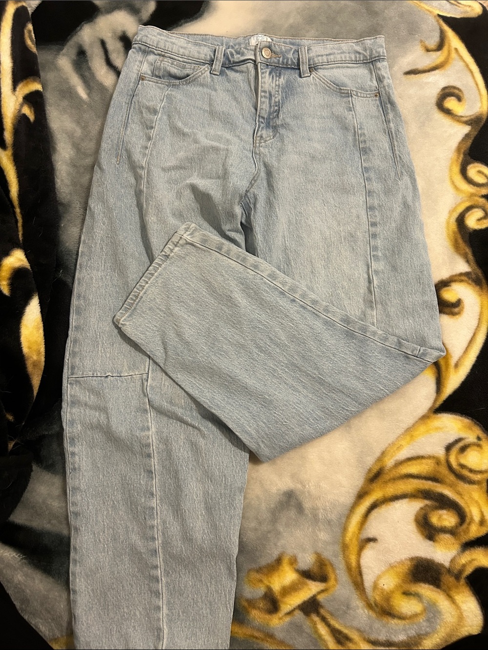 Time and Tru Light Blue Straight-Leg Women's Jeans